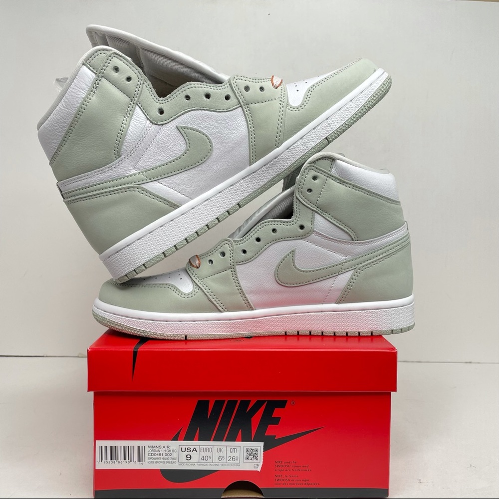 Nike Air Jordan 1 Retro High WMNS “Seafoam” NEW - Picture 3 of 4
